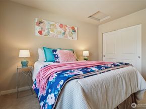 8627 Swenson Drive SE, Snoqualmie WA 98065