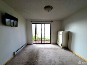 12421 74th Lane 18, Seattle WA 98178