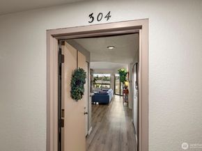 10601 Bagley Avenue N 304, Seattle WA 98133