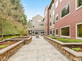 6800 132nd Place SE E203, Newcastle WA 98059