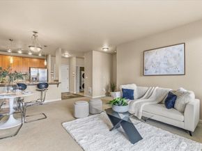 6800 132nd Place SE E203, Newcastle WA 98059