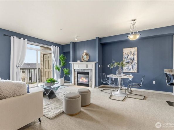 6800 132nd Place SE E203, Newcastle WA 98059