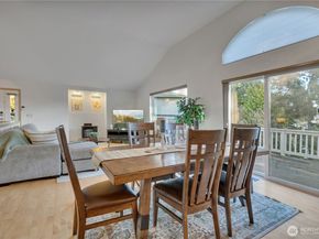 2604 Vincent Way NW, Bremerton WA 98312