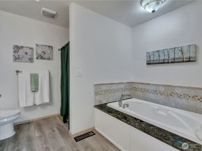 2604 Vincent Way NW, Bremerton WA 98312