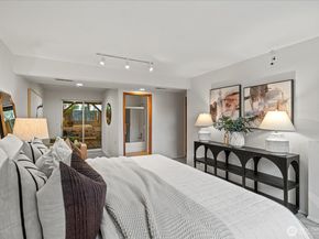 11414 107th Place NE, Kirkland WA 98033