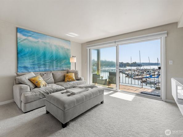 65 Kirkland Avenue 202, Kirkland WA 98033