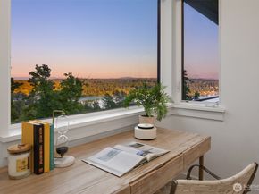 11909 90th Avenue NE, Kirkland WA 98034