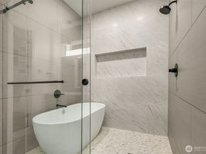 11909 90th Avenue NE, Kirkland WA 98034