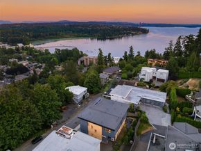 11909 90th Avenue NE, Kirkland WA 98034
