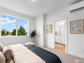 1417 SW 111th Lane, Seattle WA 98146