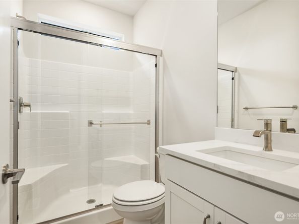 23455 Marinwood Circle NE 0712, Kingston WA 98346