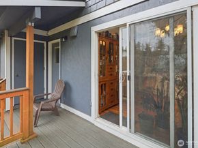 7431 212th Street SW 16, Edmonds WA 98026