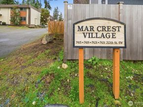 7431 212th Street SW 16, Edmonds WA 98026
