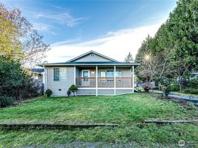 1716 Scenic Drive, Everett WA 98203