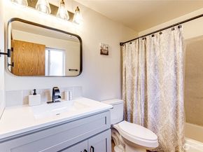 1716 Scenic Drive, Everett WA 98203