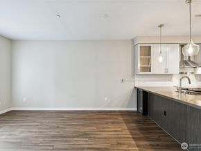 1760 NW 56th Street 310, Seattle WA 98107