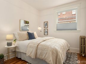 1726 15th Avenue 7, Seattle WA 98122