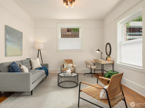 1726 15th Avenue 7, Seattle WA 98122