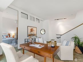 125 E Lynn Street 301, Seattle WA 98102