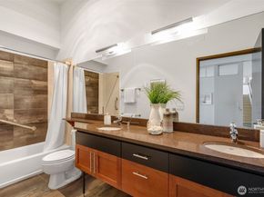 125 E Lynn Street 301, Seattle WA 98102