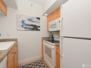 2331 42nd Avenue SW 209, Seattle WA 98116