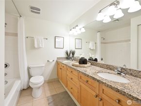 2331 42nd Avenue SW 209, Seattle WA 98116