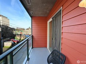 2331 42nd Avenue SW 209, Seattle WA 98116