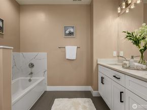 35433 55th Avenue S, Auburn WA 98001