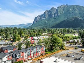 369 E Park Street D3, North Bend WA 98045