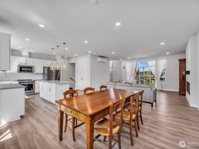 369 E Park Street D3, North Bend WA 98045