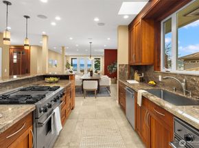 1610 10th Street W, Kirkland WA 98033