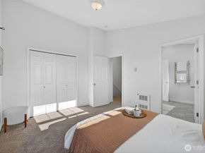 3828 Interlake Avenue N A, Seattle WA 98103