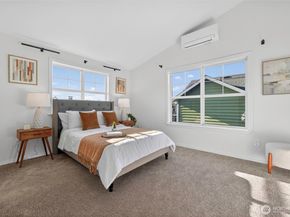 3828 Interlake Avenue N A, Seattle WA 98103