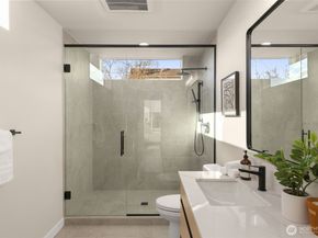 1014 A NE 70th Street, Seattle WA 98115