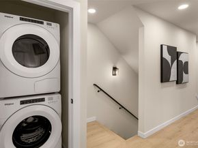 1014 A NE 70th Street, Seattle WA 98115