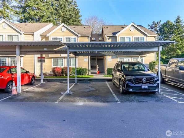 1847 S 286th Lane U204, Federal Way WA 98003