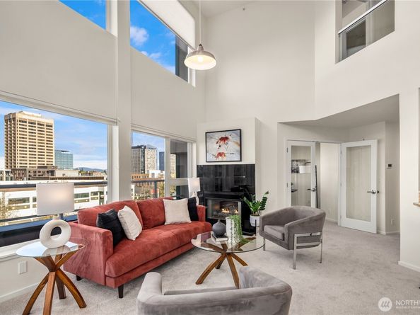 4528 8th Avenue NE 5A, Seattle WA 98105