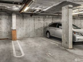 4528 8th Avenue NE 5A, Seattle WA 98105