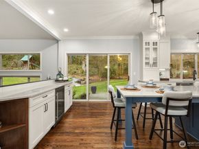 20024 NE 188th Place, Woodinville WA 98077