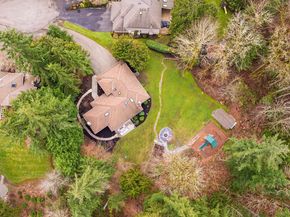 20024 NE 188th Place, Woodinville WA 98077