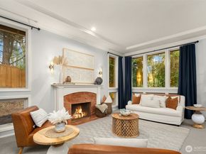 20024 NE 188th Place, Woodinville WA 98077