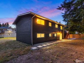 8004 203rd Place SW, Edmonds WA 98026