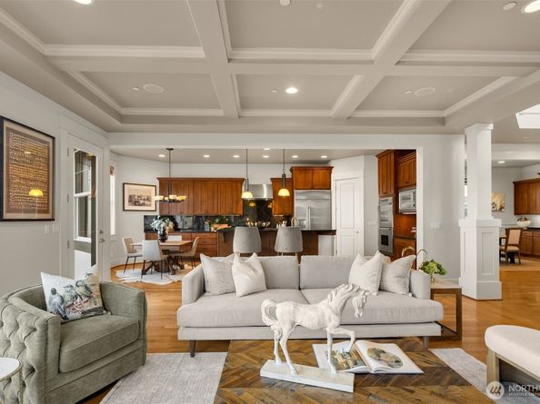 1500 S 5th Place, Renton WA 98057