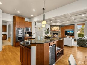 1500 S 5th Place, Renton WA 98057