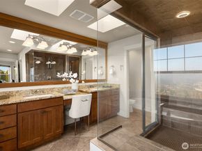 1500 S 5th Place, Renton WA 98057