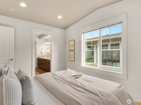 1500 S 5th Place, Renton WA 98057