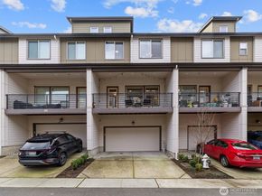 964 7th Avenue NE 2.4, Issaquah WA 98029