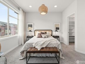 964 7th Avenue NE 2.4, Issaquah WA 98029