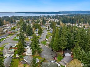 6327 Polk Place, Everett WA 98203