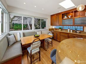 1939 E Crescent Drive, Seattle WA 98112